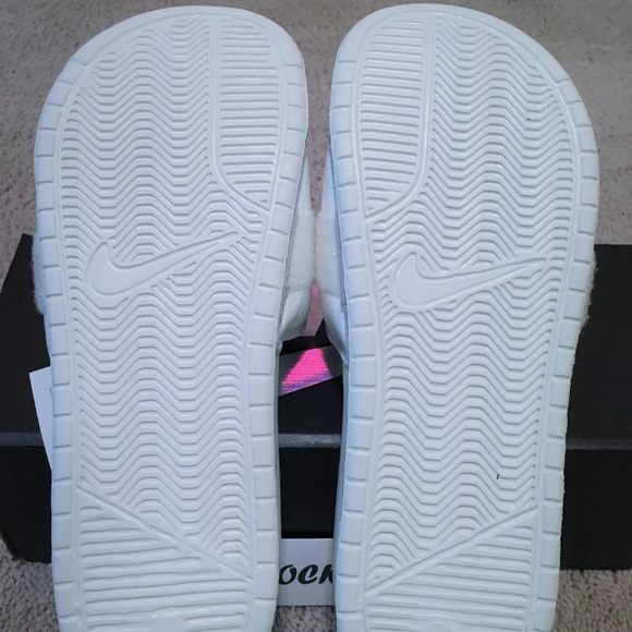 Nike Benassi JDI Tivek Sandals - Picture 6 of 8